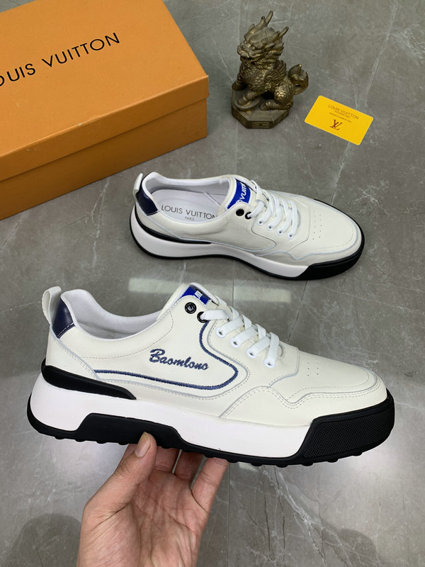 men LV shoes-324